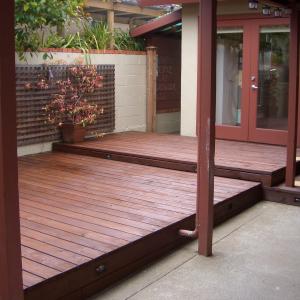 Semi-transpearant oil stains look the best